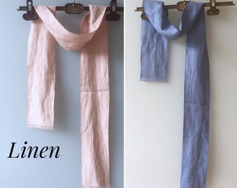 Schmaler Leinenschal: Mittelschwer, mit Fransen an den Enden, Herrenaccessoire