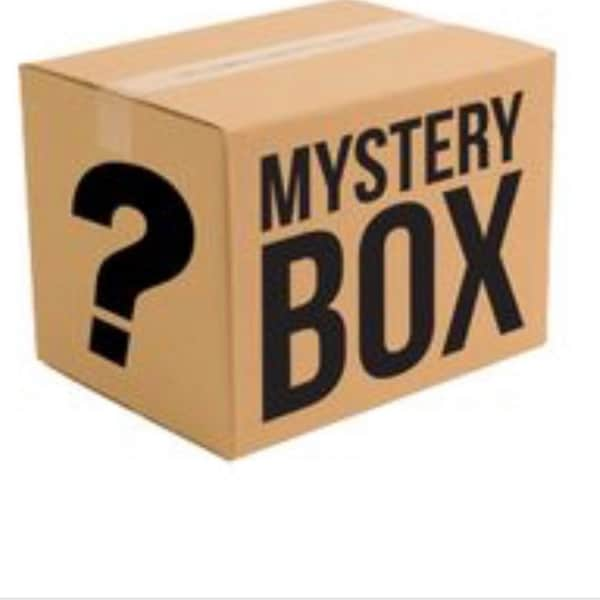 Decades box, y2k box, 90s box, 70s box, 80s box, mystery box, womens mystery box, mystery clothing box, 90s, 80s, 70s, 2000s,60s