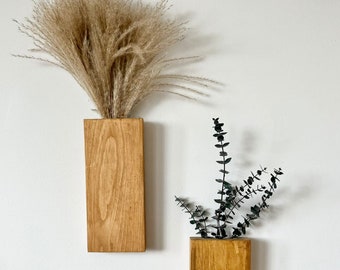 Hand-Stained Wood Wall Vase: Hanging Planter for Dried Flowers