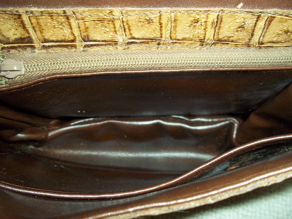 Exquisite Vintage 1960's Brown Mock Croc Leather … - image 8
