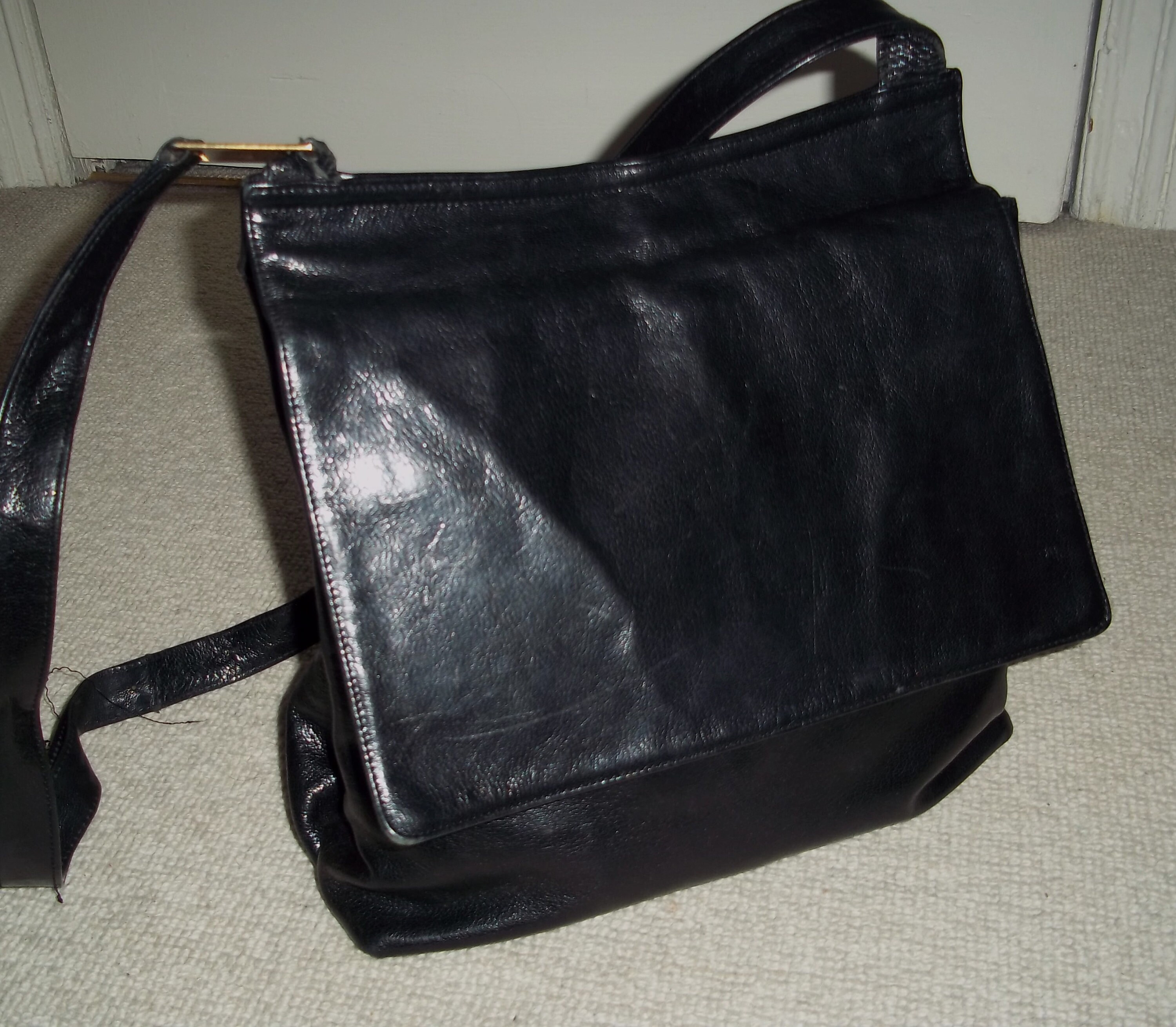 Medici Leather Shoulder Bag