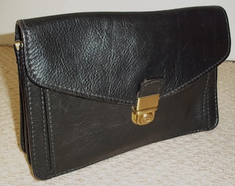 Vintage PELLETTERIA SPIGOLA Black Leather Wrist Bag, Clutch Bag, Unisex, Men, Women, Black Substantial Quality Leather, Italy