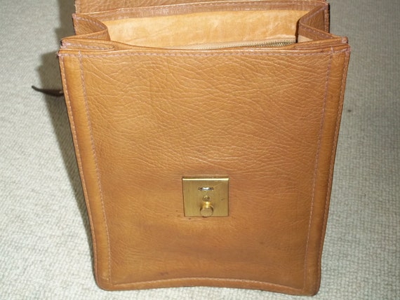 Vintage 1980's Coffee Tan Leather Messenger Bag, … - image 6