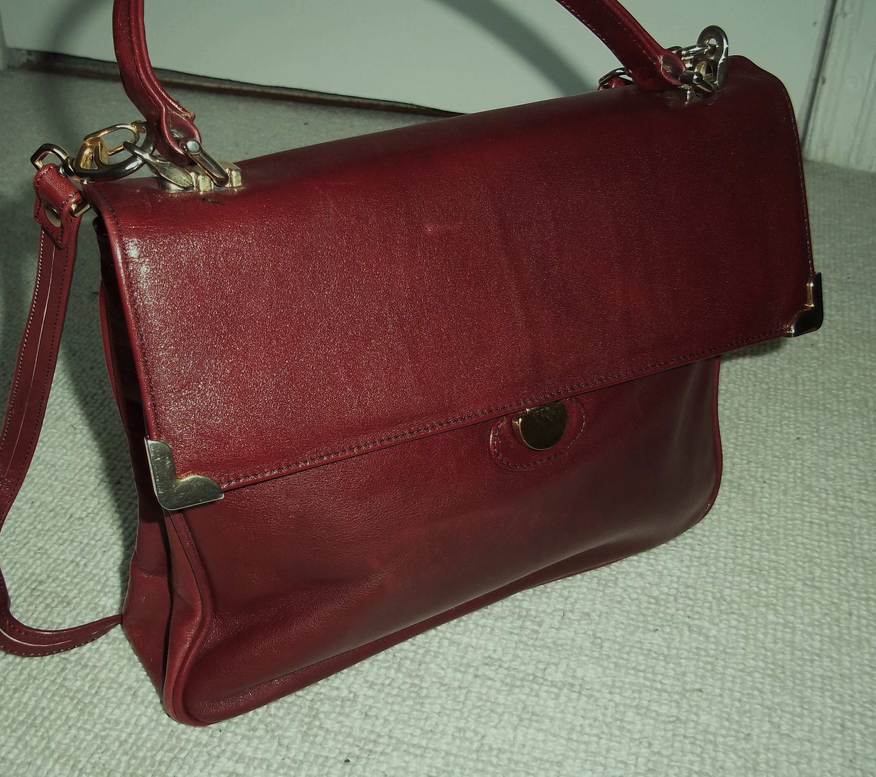 Burgundy Leather Handbag - StarCrest