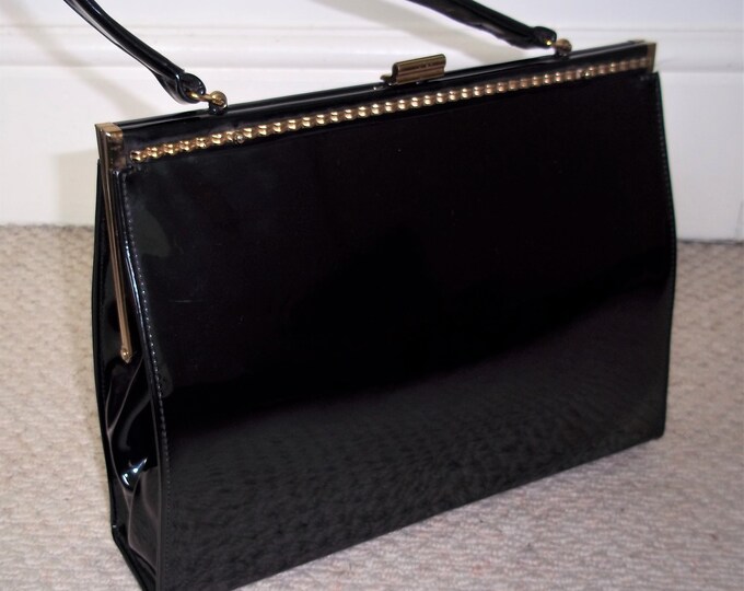 BYGONEVINTAGEBAGS (by Classic Vintage Bags) Etsy UK