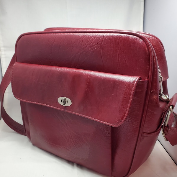 Vintage Samsonite Sentry Luggage Carry On Overnight Bag Mid-Century Bag No key Red Maroon 16"x14"x7”