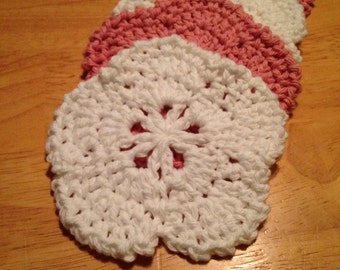 Mother's Day Gift - Crochet Flower Coasters Set of 4,  Rose and White, Housewarming Gift - Bridal Shower Gift - Gift for Mom - Summer Flower