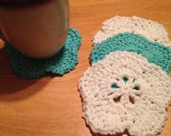 Mother's Day Gift - Crochet Flower Coasters Set of 4,  Teal and White, Housewarming Gift - Bridal Shower Gift - Gift for Mom - Summer Flower