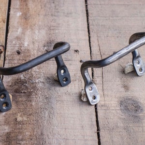 Hand Forged Heavy Duty Side mount / Under Mount / Small Wall Rack Bent Handle for trays, crates, drawers, carts, tool storage, diy projects