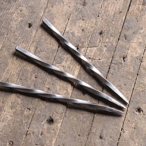 Hand forged steel ninja samurai styled yard target throwing practice darts spikes - set of 3