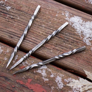 Hand forged steel ninja samurai styled yard target throwing darts spikes tool - set of 3