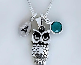 Vintage Owl Necklace - Silver Tone Turquoise Colored Stone