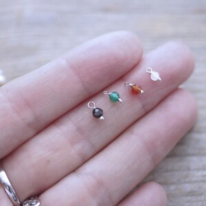 Pequeños dijes de plata esterlina maciza 925 genuina Dijes de plata esterlina genuina Dije de plata esterlina 58+ disponibles... MÁS + imagen 9