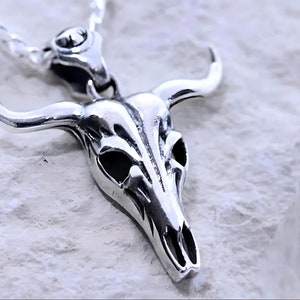 925 Sterling silver Bull Skull Necklace, Silver Mens Bull Skull Pendant, Choose Chain, recommend curb chains, Skull Buffalo, Bull Head Horn
