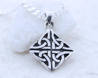 Trinity necklace, sterling silver unisex triquetra necklace, celtic Trinity knot. necklace. Irish knot mens necklace , mens necklaces. 076