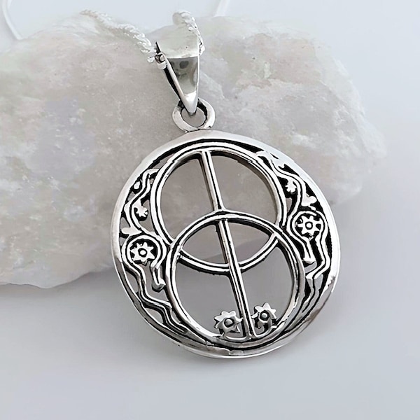 Sterling Silver Chalice Well pendant Necklace, Celtic Sterling Silver Chalice Well Symbol Necklace. vesica piscis pendant necklace