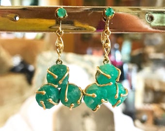 14k yellow gold round & rough cut natural Emeralds drop dangle screw back earrings, 14k gold green Emerald earrings