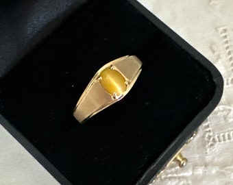 Vintage 10K Yellow Gold Cat's Eye Chrysoberyl Ring, Sz 10