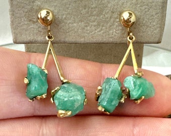 14k yellow gold rough cut natural Emeralds drop dangle screw back earrings, Unique 14K gold raw green Emerald earrings