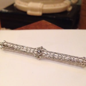 Art Deco filigree white gold round diamond Bar Pin   10k gold filigree genuine diamond Pin Brooch   Rollover C-catch clasp