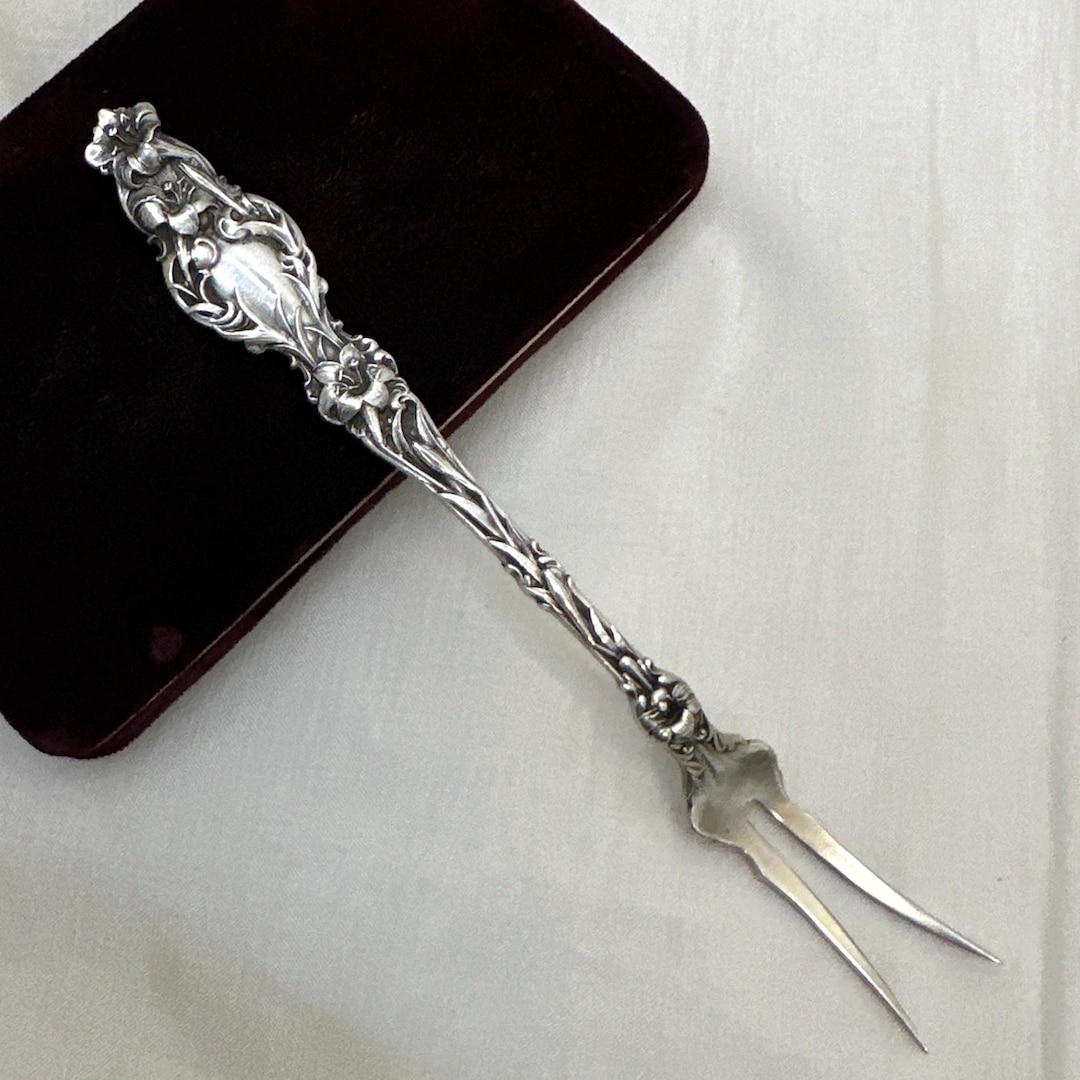 Antique Lily by Whiting Sterling Silver Butter Pick, 2-tine, J.A.S. K ...