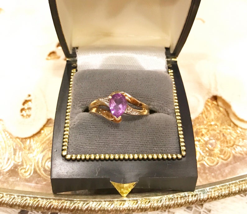 Vintage 10k two tone gold purple Amethyst /& diamond crossover ring Sz 6 10k yellowwhite gold tear drop Amethyst diamond ring stamped AU