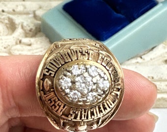 Vintage 10K yellow gold round diamond Football Signet Ring, 22.5 Grams, 1.20 Ct TW, Sz 12.5