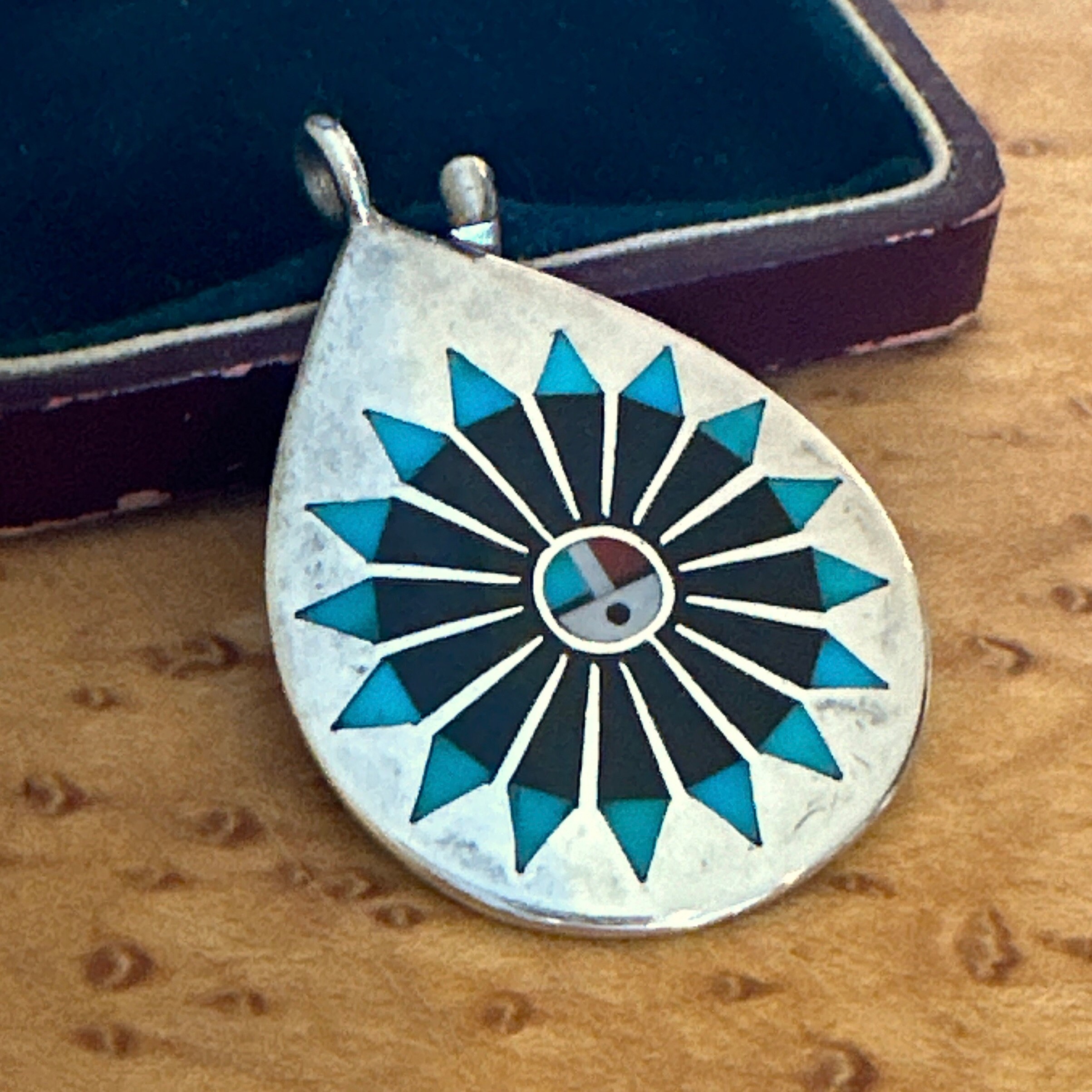 Zuni Sun Face Pendant - Etsy Zuni Sun Face Pendant - Etsy