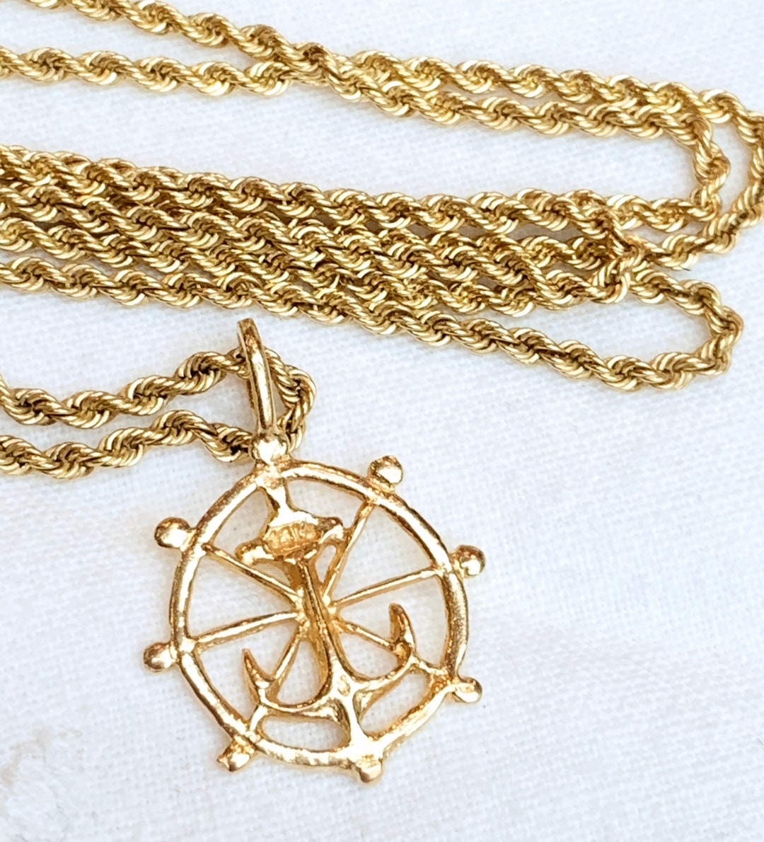 14K Yellow Gold Nautical Anchor Pendant & 21