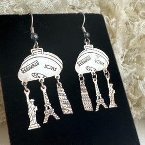 Lovely Sterling Silver Traveler drop dangle Earrings