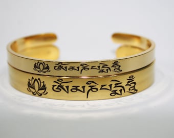 Traditional Tibetan Om Mani Padme Hum Amulet Bracelet Feng Shui Buddhist Bracelet His or Her bracelet Unisex bracelet Spiritual Lucky