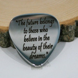 Custom Engrave Guitar Pick  / Personalized up to 10 Lines message Gift