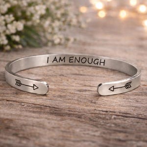 I am ENOUGH-manchetarmband - roestvrijstalen bevestigingssieraden