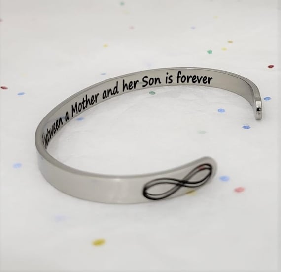 The love between a mother and her son is forever bracelet - Gift from Son to Mother