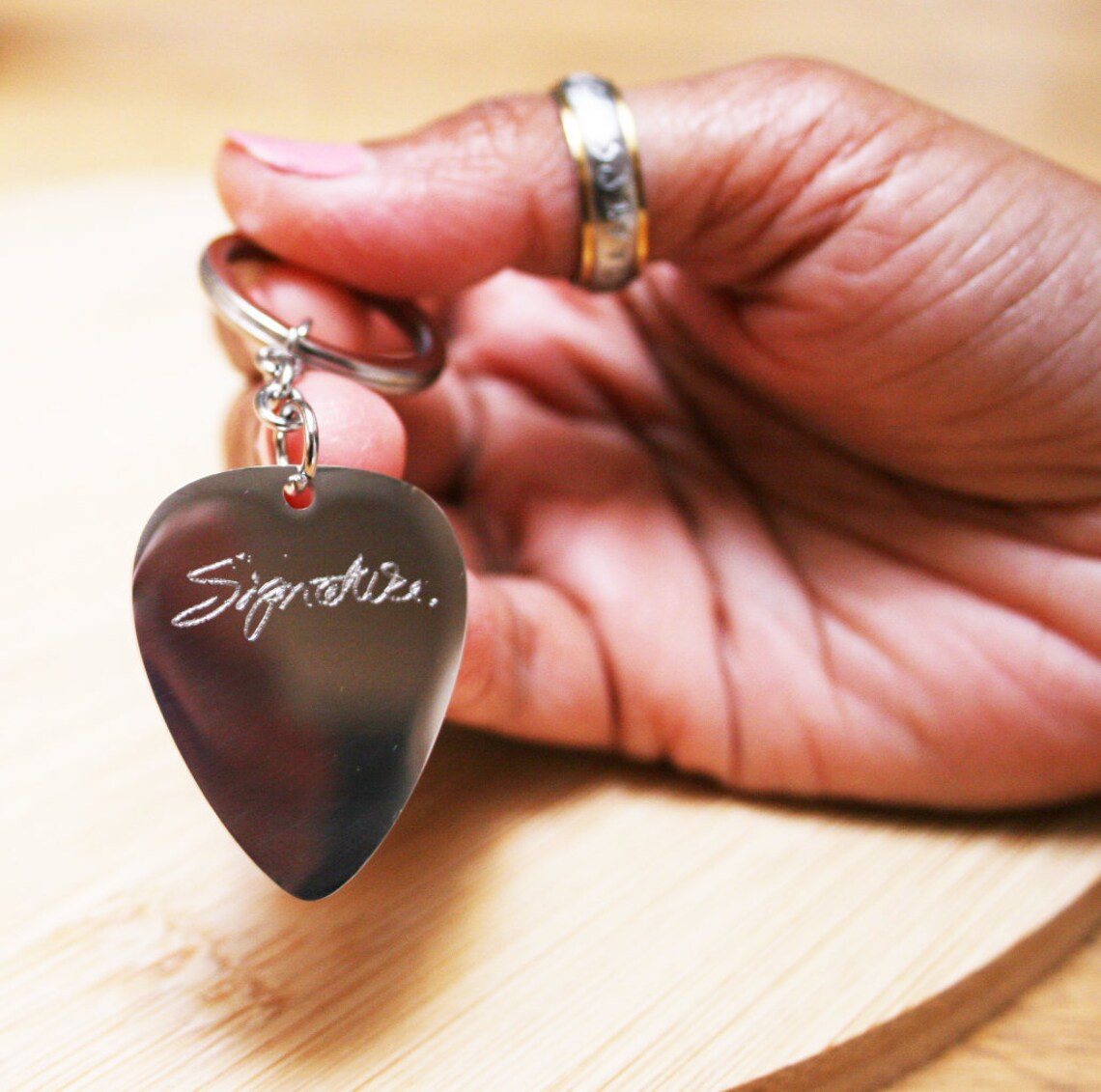 Personalized Signature Engraved Guitar Pick Keychain – Custom Actual Handwriting Pick for Music Lovers