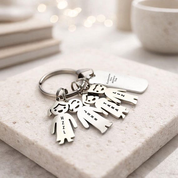 Personalized Kids Names Keychain with Children Charms. Custom family keychain for Mom Dad Grandma Grandad Christmas Fathers, Mothers day