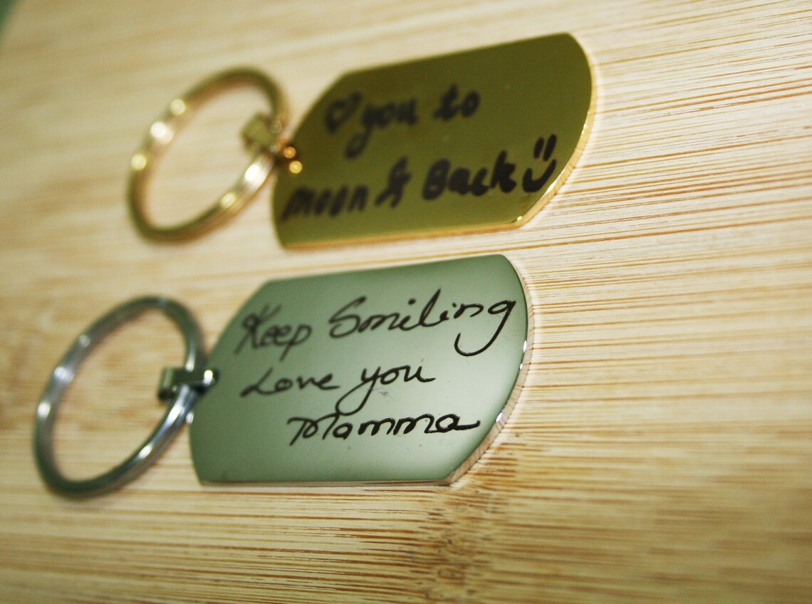 Personalized Actual Handwriting Military Dog Tag Keychain – Custom Engraved Memorial Gift with Signature