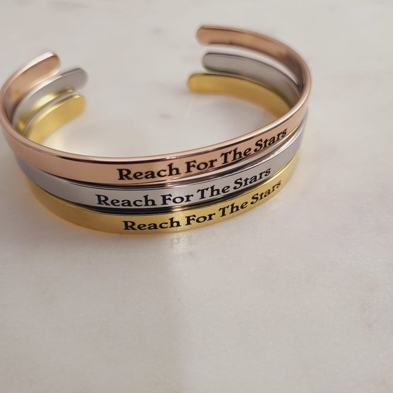 Reach for the Stars Gifts Jewelry Bracelet Bangles Cuff Inspirational Gifts for Daughter, Niece, Sister, Mom, Wife, Girlfriend, Son.