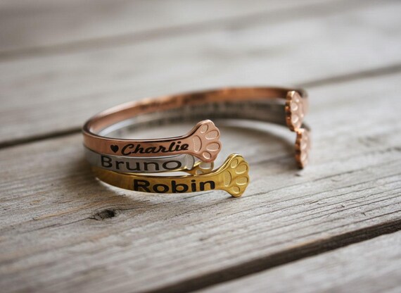 Dog Mom Bracelet | Pet Memorial Jewelry | Pet Sympathy | Personalized Bracelet | Dog Lover Gift | Dog Name Jewelry | Pet lover