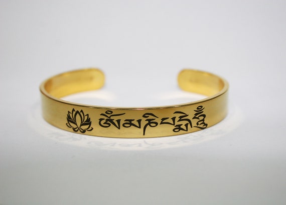 Tibetan Prayer bracelet Cuff Bangle. PRAYERS ENGRAVED - om mani padme hum