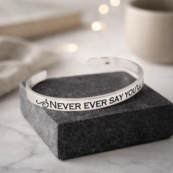Never Give Up Bracelet, Inspirational Bracelet Cuff Gift for Friend. Never ever say you'll give up.