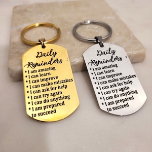 Daily Reminders Keychain, Mental Health Gifts, I am Amazing, Inspiration Gift for Daughter Mom, Reminder Gift For Friend, Hug Gift,Self Love