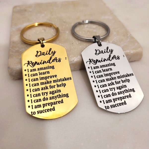 Daily Reminders Keychain, Mental Health Gifts, I am Amazing, Inspiration Gift for Daughter Mom, Reminder Gift For Friend, Hug Gift,Self Love