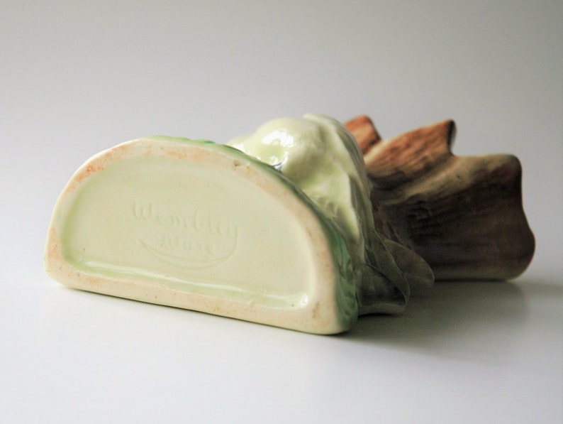 Wembley Ware cockatoo wall vase vintage Australian ceramic Etsy