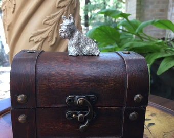 scottish music box