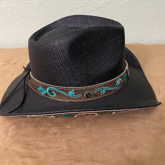 Straw Cowboy Hat With Beautiful Scroll Appliques on Each  display picture 1