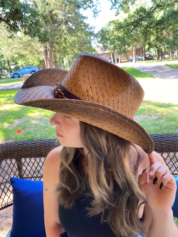 Multicolored Straw Cowboy Hat, Unique Design, Brown Leather  display picture 1