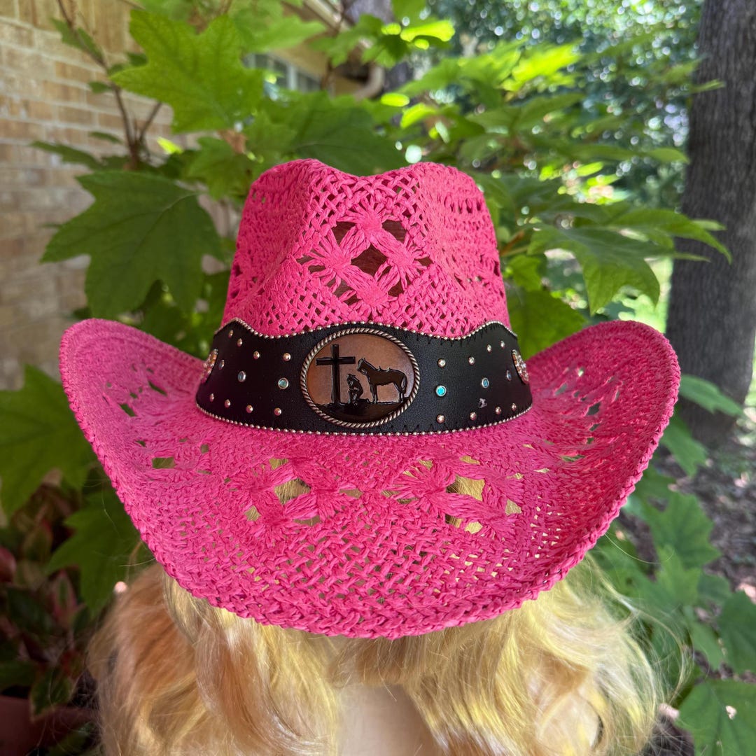 Vibrant Pink Straw Cowboy/western Hat With Wide Scalloped  display picture 1