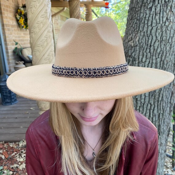 Fedora Beige, Tan Felt Wide Brim, Braided Black & Tan  display picture 2
