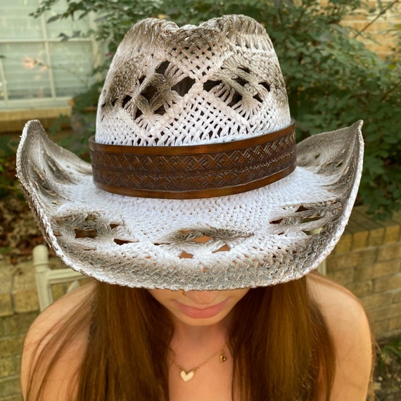 White Straw Cowboy Hat, Antiqued Straw With Unique Hand  display picture 1